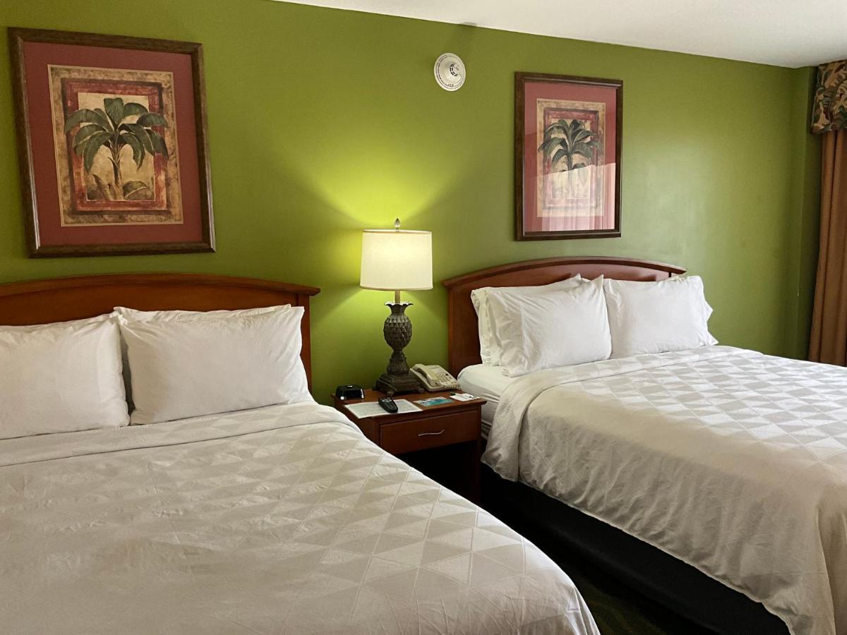 Holiday Inn & Suites Clearwater Beach By Ihg Exterior photo