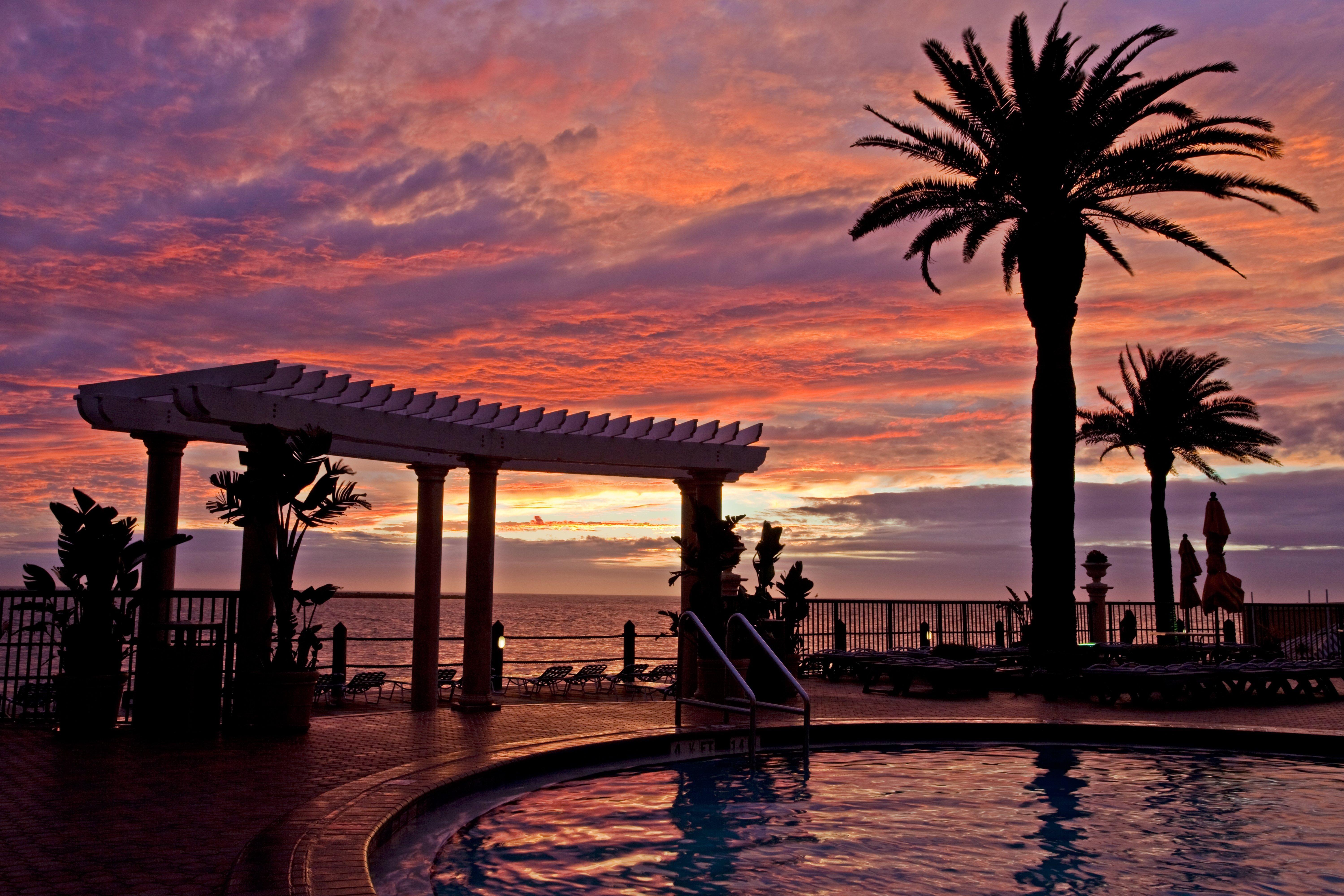 Holiday Inn & Suites Clearwater Beach By Ihg Exterior photo