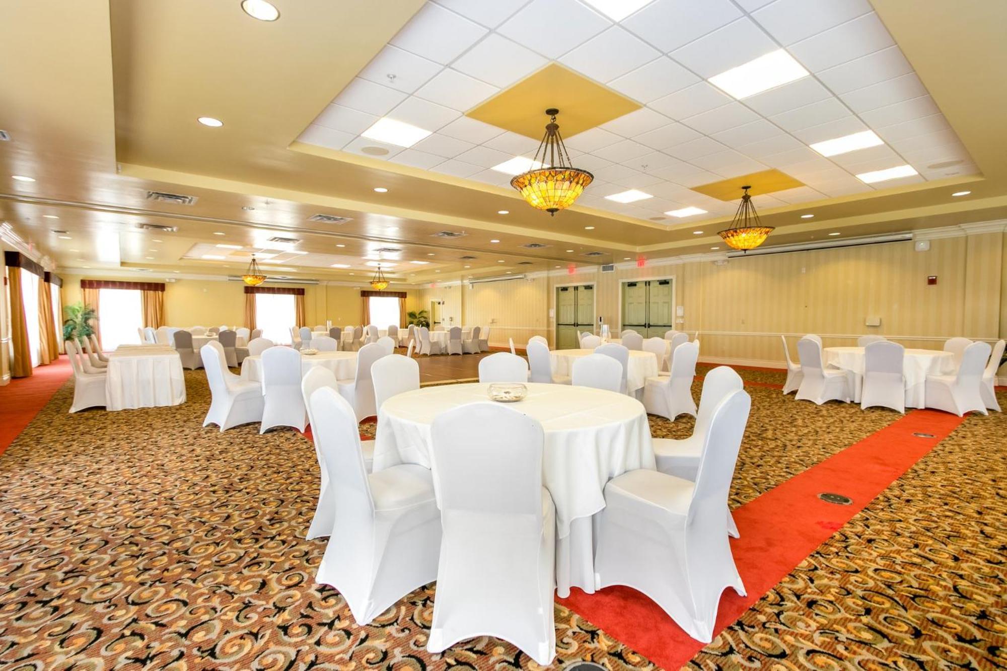 Holiday Inn & Suites Clearwater Beach By Ihg Exterior photo