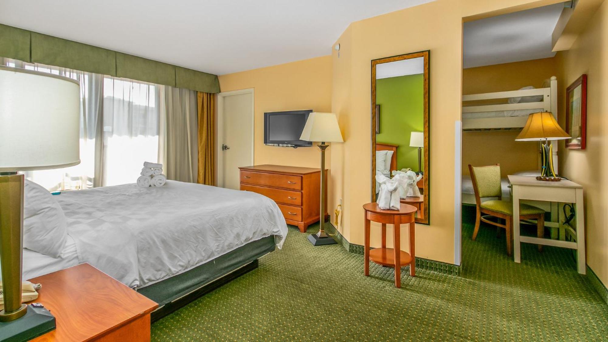 Holiday Inn & Suites Clearwater Beach By Ihg Exterior photo