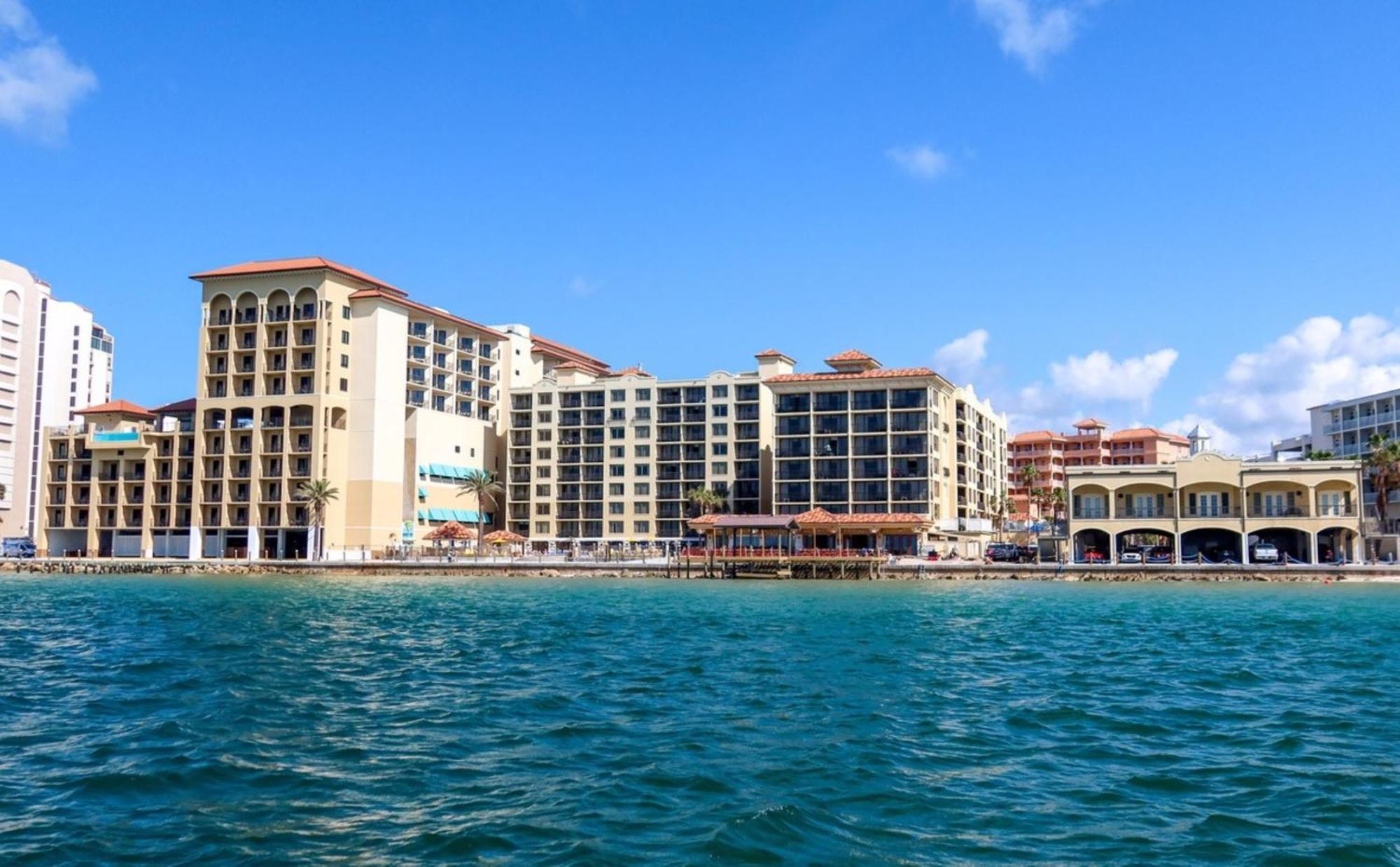 Holiday Inn & Suites Clearwater Beach By Ihg Exterior photo